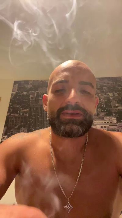 Biberonlechero live cam on Cam4
