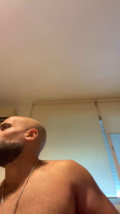 Biberonlechero live cam on Cam4