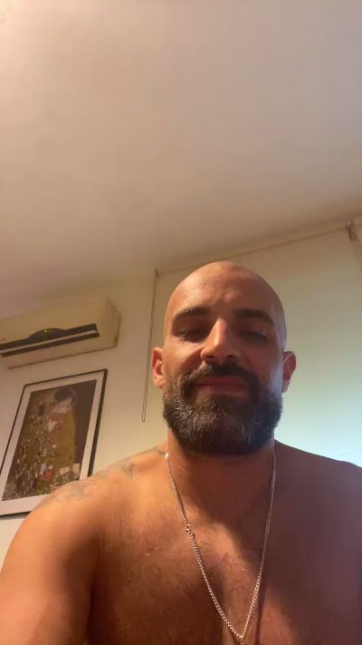 Biberonlechero live cam on Cam4