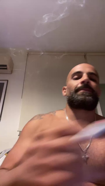 Biberonlechero live cam on Cam4