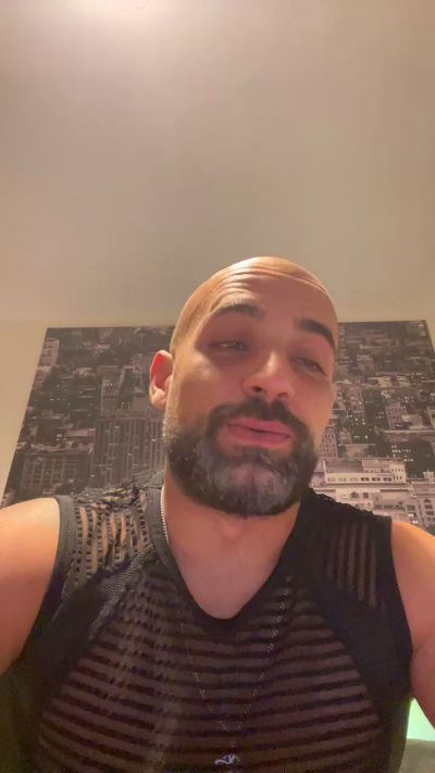 Biberonlechero live cam on Cam4