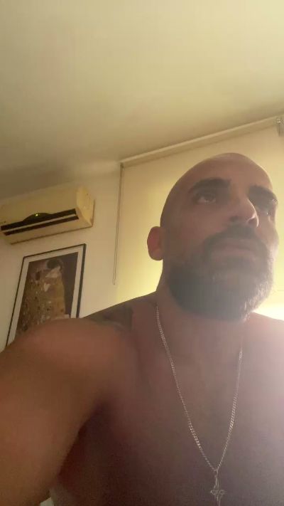 Biberonlechero live cam on Cam4
