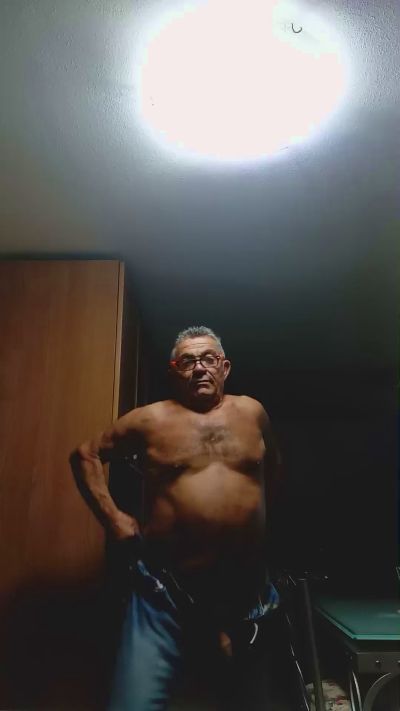 Bicasso live cam on Cam4