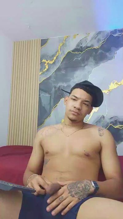Bick_Jhonn live cam on Cam4