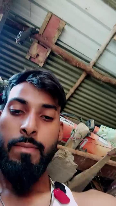 Bidi_dedo live cam on Cam4