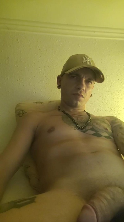 Big20cmfelipe live cam on Cam4
