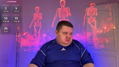 BigBossDaddyX live cam on Cam4