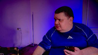 BigBossDaddyX live cam on Cam4
