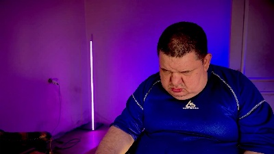 BigBossDaddyX live cam on Cam4