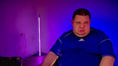 BigBossDaddyX live cam on Cam4