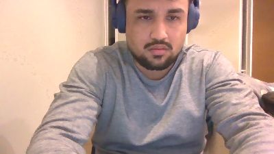 BigBoyhot9 live cam on Cam4