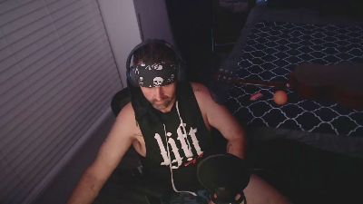 BigDaddyBossD live cam on Cam4
