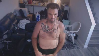 BigDaddyBossD live cam on Cam4