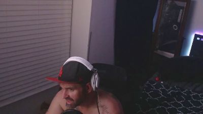 BigDaddyBossD live cam on Cam4