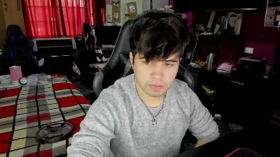 BigDick21cmPezL live cam on Cam4