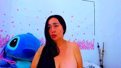BigLabbia live cam on Cam4