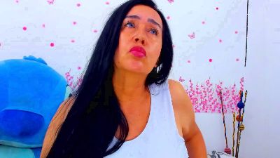 BigLabbia live cam on Cam4