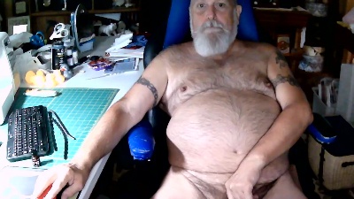 BigSmileBear live cam on Cam4