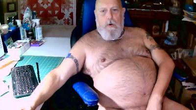 BigSmileBear live cam on Cam4