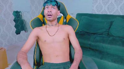 Big_Aless live cam on Cam4