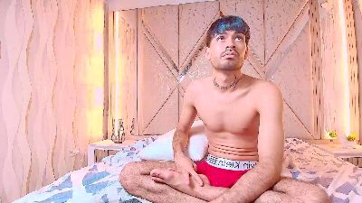 Big_Aless live cam on Cam4