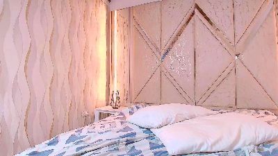 Big_Aless live cam on Cam4