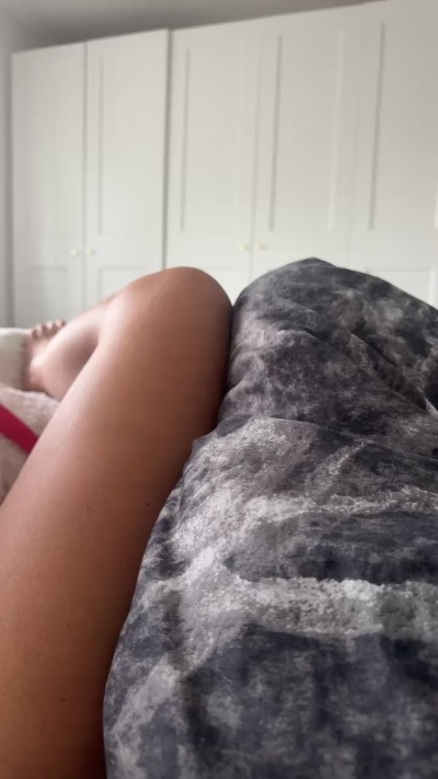 Bigassnrw live cam on Cam4