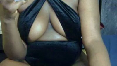 Bigbooty1231 live cam on Cam4