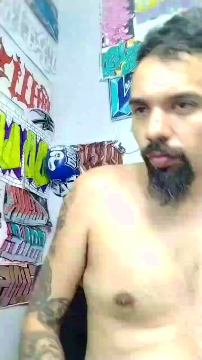 Bigclevahh live cam on Cam4