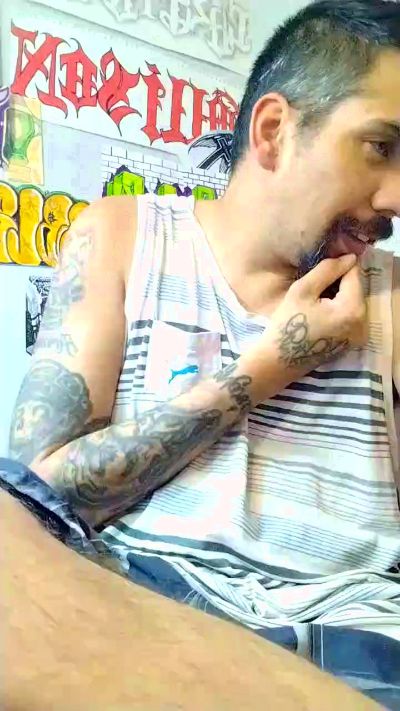 Bigclevahh live cam on Cam4