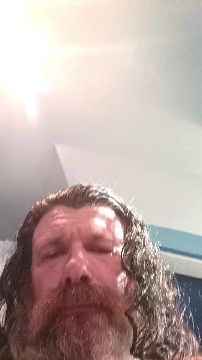 Bigdaddydick8in live cam on Cam4