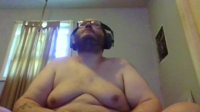 Bigdaddydustin live cam on Cam4