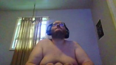 Bigdaddydustin live cam on Cam4