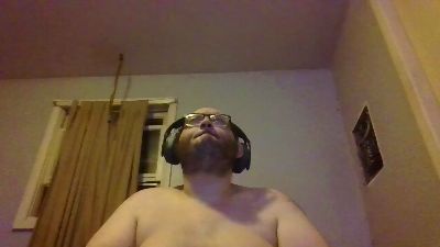 Bigdaddydustin live cam on Cam4