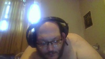Bigdaddydustin live cam on Cam4