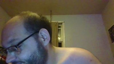 Bigdaddydustin live cam on Cam4