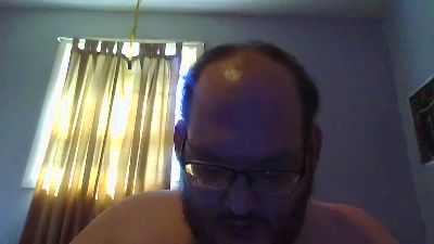Bigdaddydustin live cam on Cam4