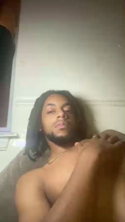 Bigdaddyytayyy live cam on Cam4
