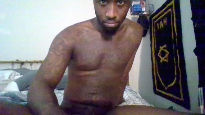 Bigdickbobbyy live cam on Cam4
