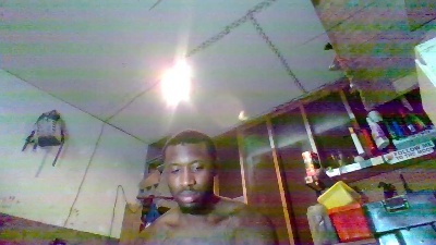 Bigdickbobbyy live cam on Cam4
