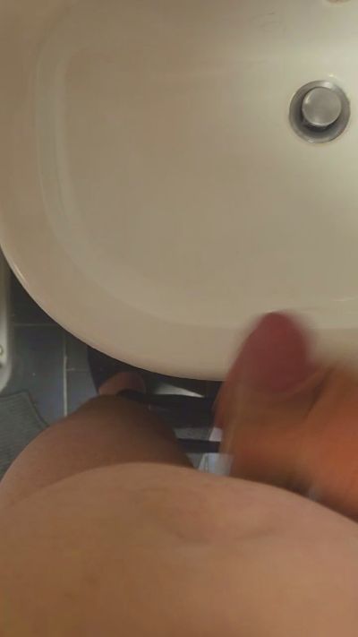 Bigdickeggs live cam on Cam4