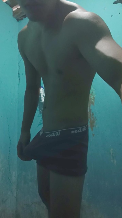 Bigdickmv live cam on Cam4