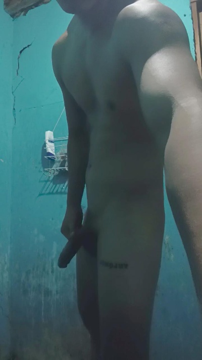 Bigdickmv live cam on Cam4