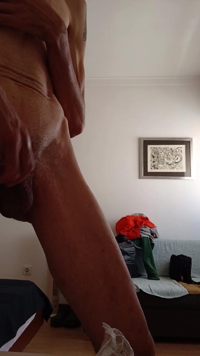 Biggoodcock live cam on Cam4