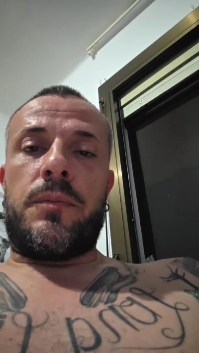 Bighandx live cam on Cam4