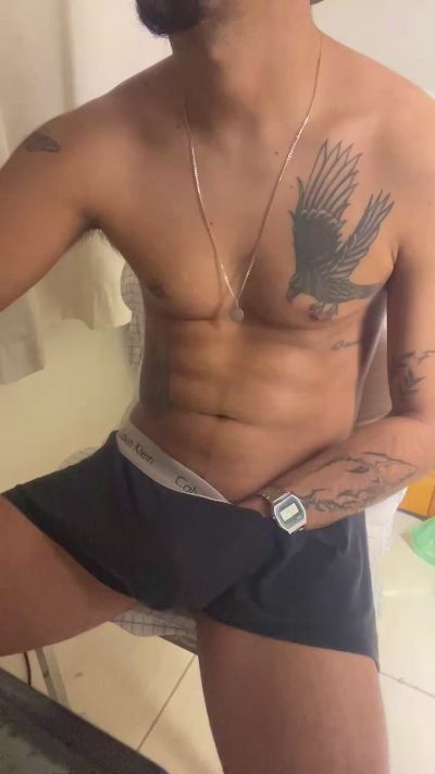 Bigpic2 live cam on Cam4