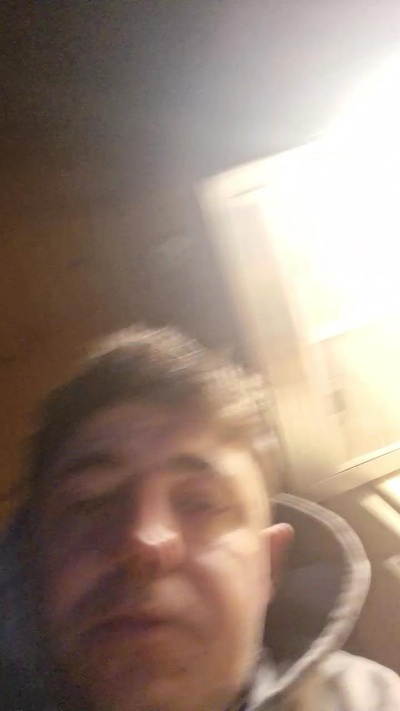 Bigtreeadz webcam bărbat live din Regatul Unit