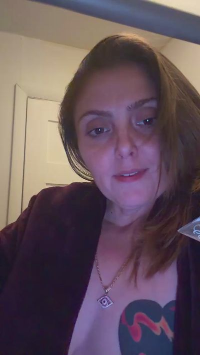 Bikerbarbie live cam on Cam4