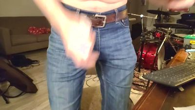 Profile and Statistics for Billbixxx on Cam4