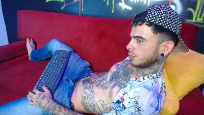 Billy_Ray live cam on Cam4